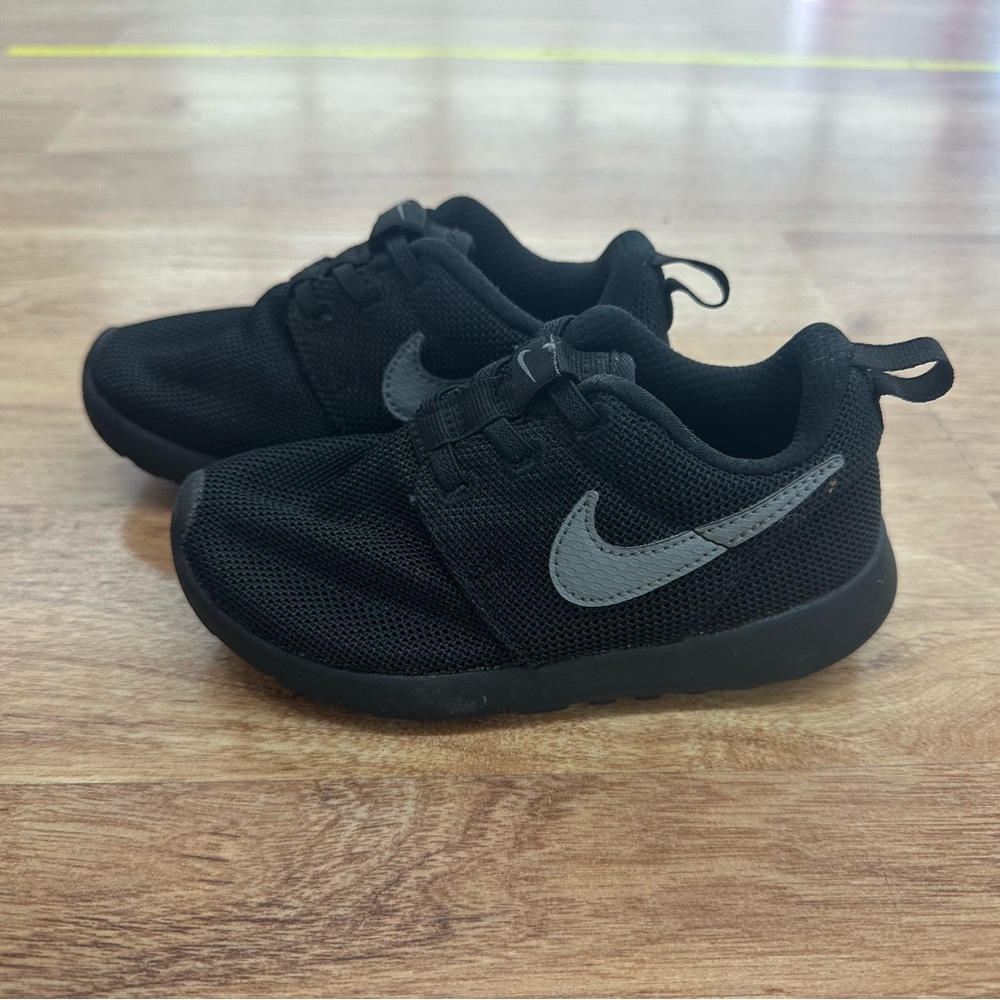 Nike Black and Gray Toddler Sneakers Lightweight Minimalist Design